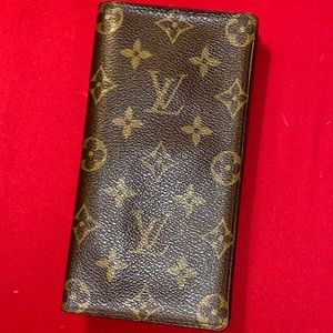 LOUIS VUITTON Porte Cartes Bifold Monogram Wallet